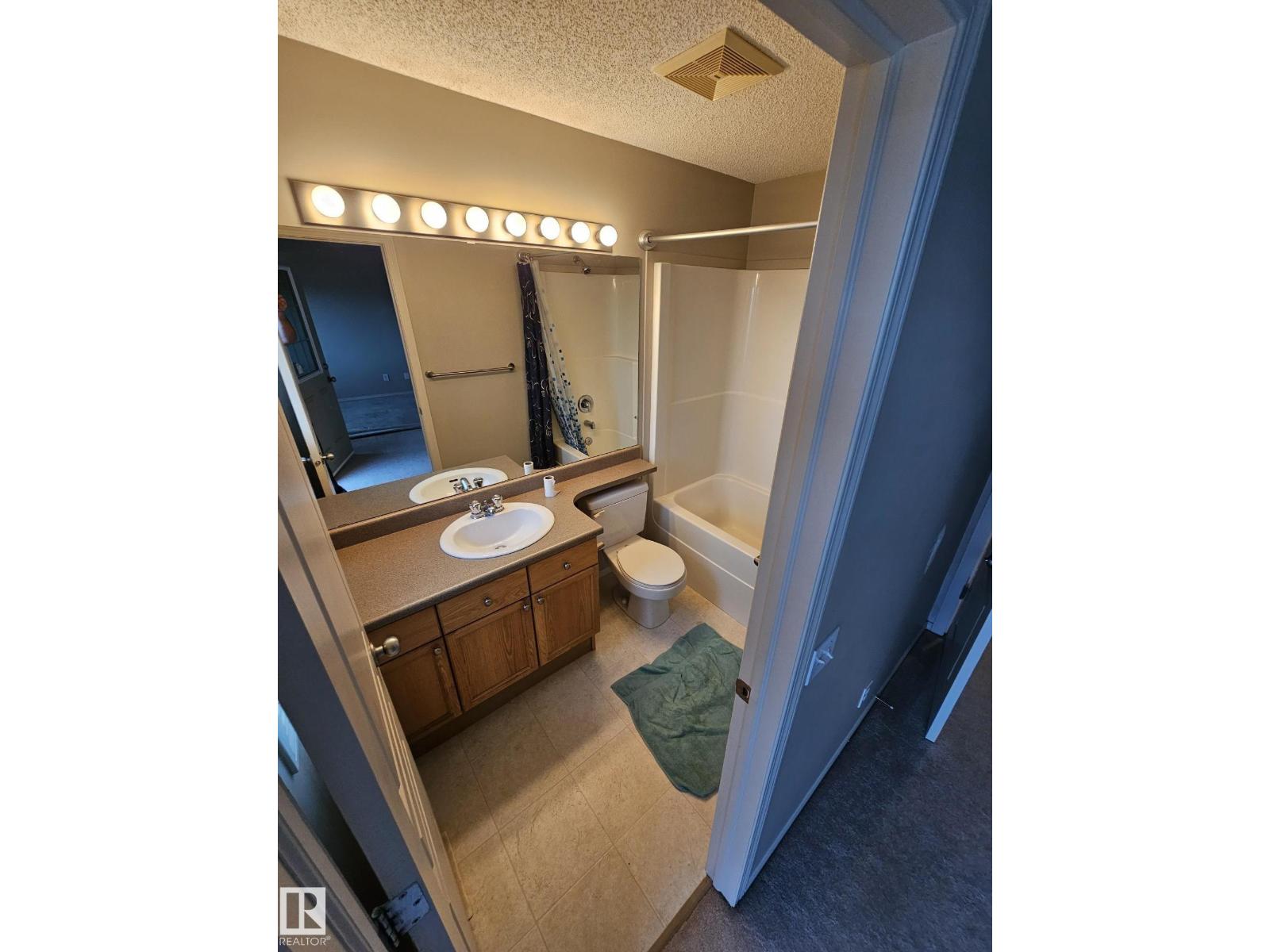 Unknown Address, ,     - Photo 13 - E4460036