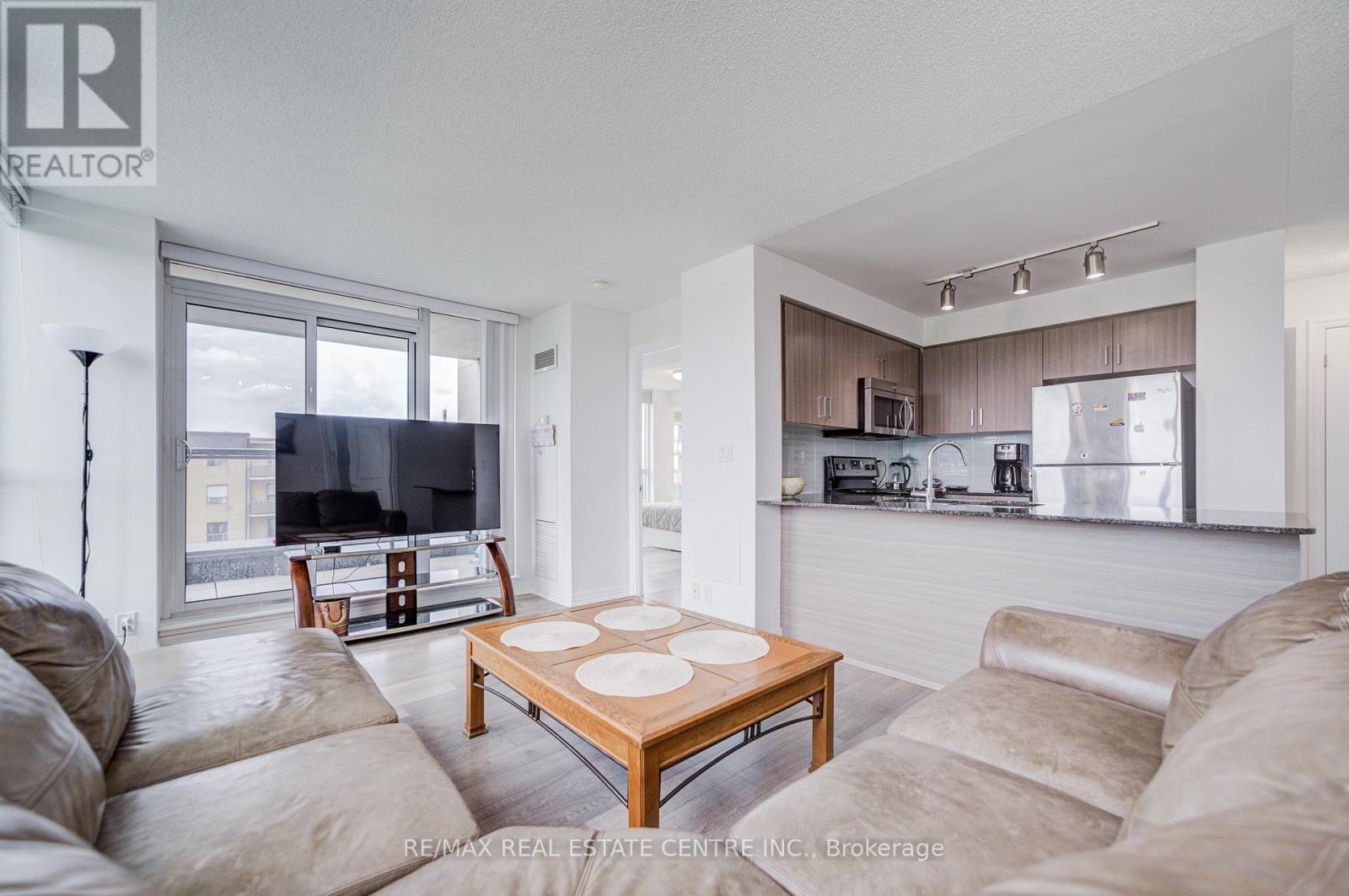 719 - 80 Esther Lorrie Drive, Toronto, Ontario  M9W 0C6 - Photo 9 - W12357035