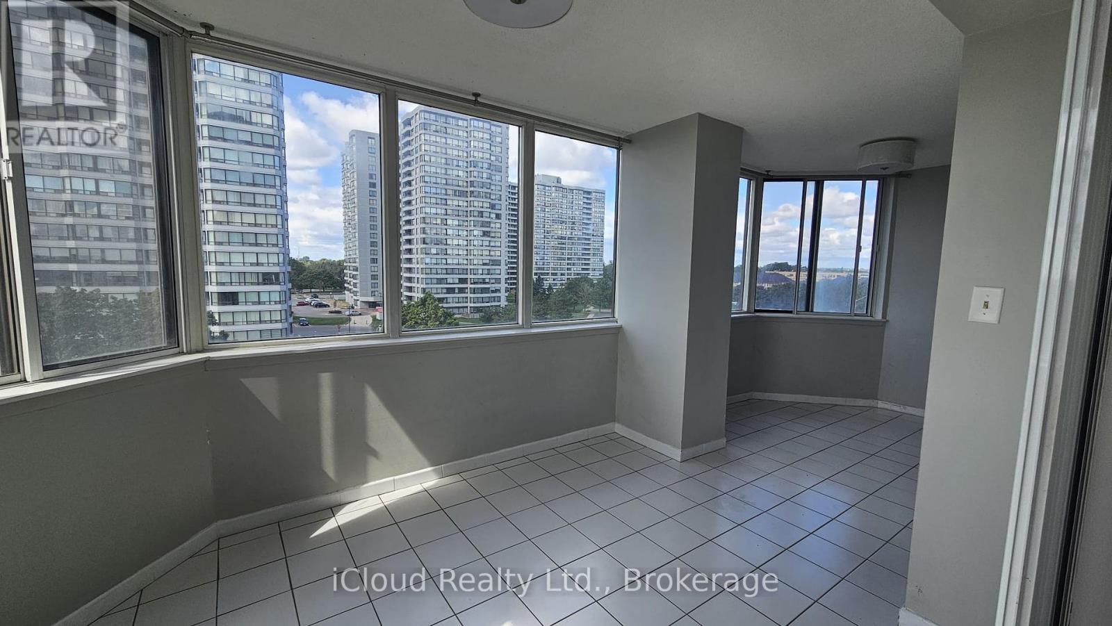 604 - 80 Alton Towers Circle, Toronto, Ontario  M1V 5E8 - Photo 9 - E12433520