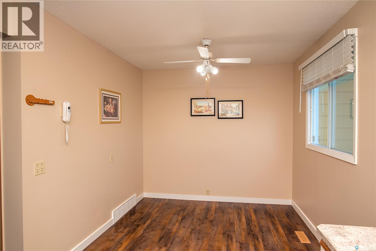 1011 12th Avenue N, Regina, Saskatchewan  S4R 1V3 - Photo 11 - SK019653
