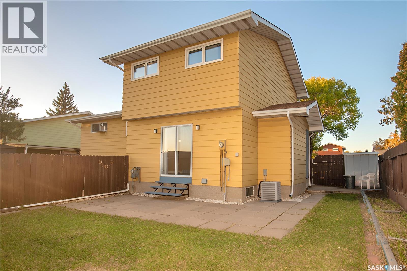 1011 12th Avenue N, Regina, Saskatchewan  S4R 1V3 - Photo 4 - SK019653