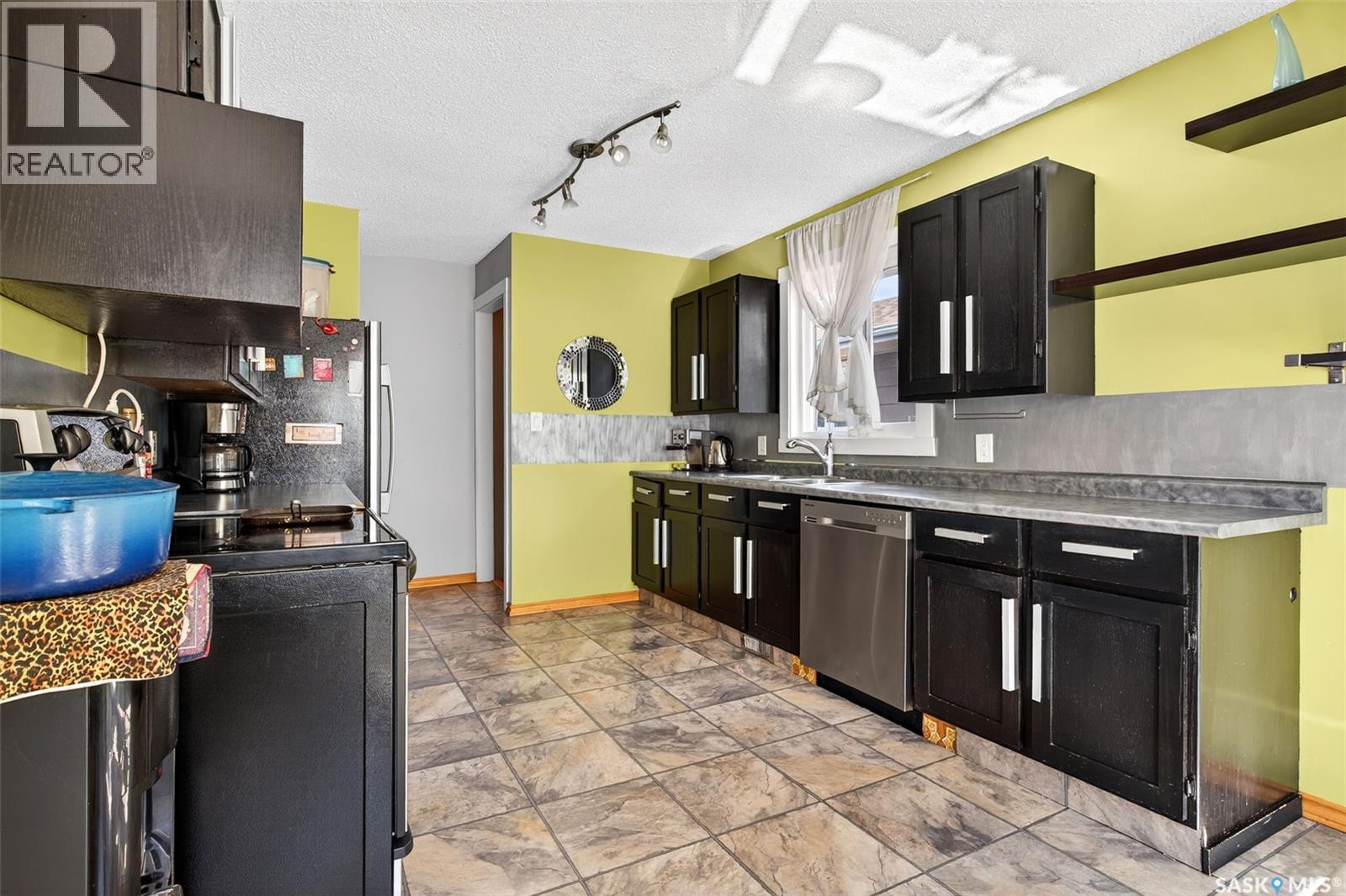 210 Church Drive, Regina, Saskatchewan  S4X 1M1 - Photo 11 - SK019607