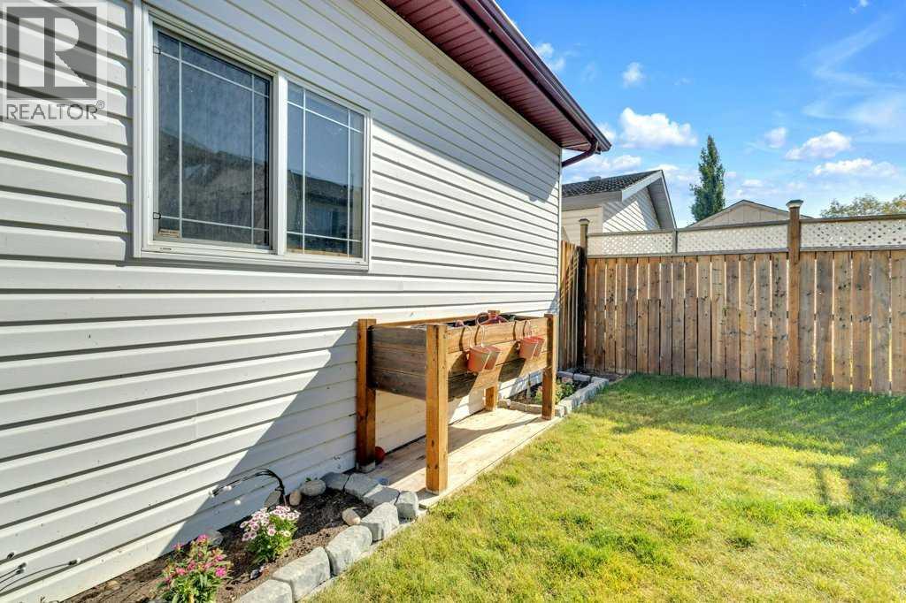 66 Hallgren Drive, Sylvan Lake, Alberta  T4S 2G8 - Photo 34 - A2258340