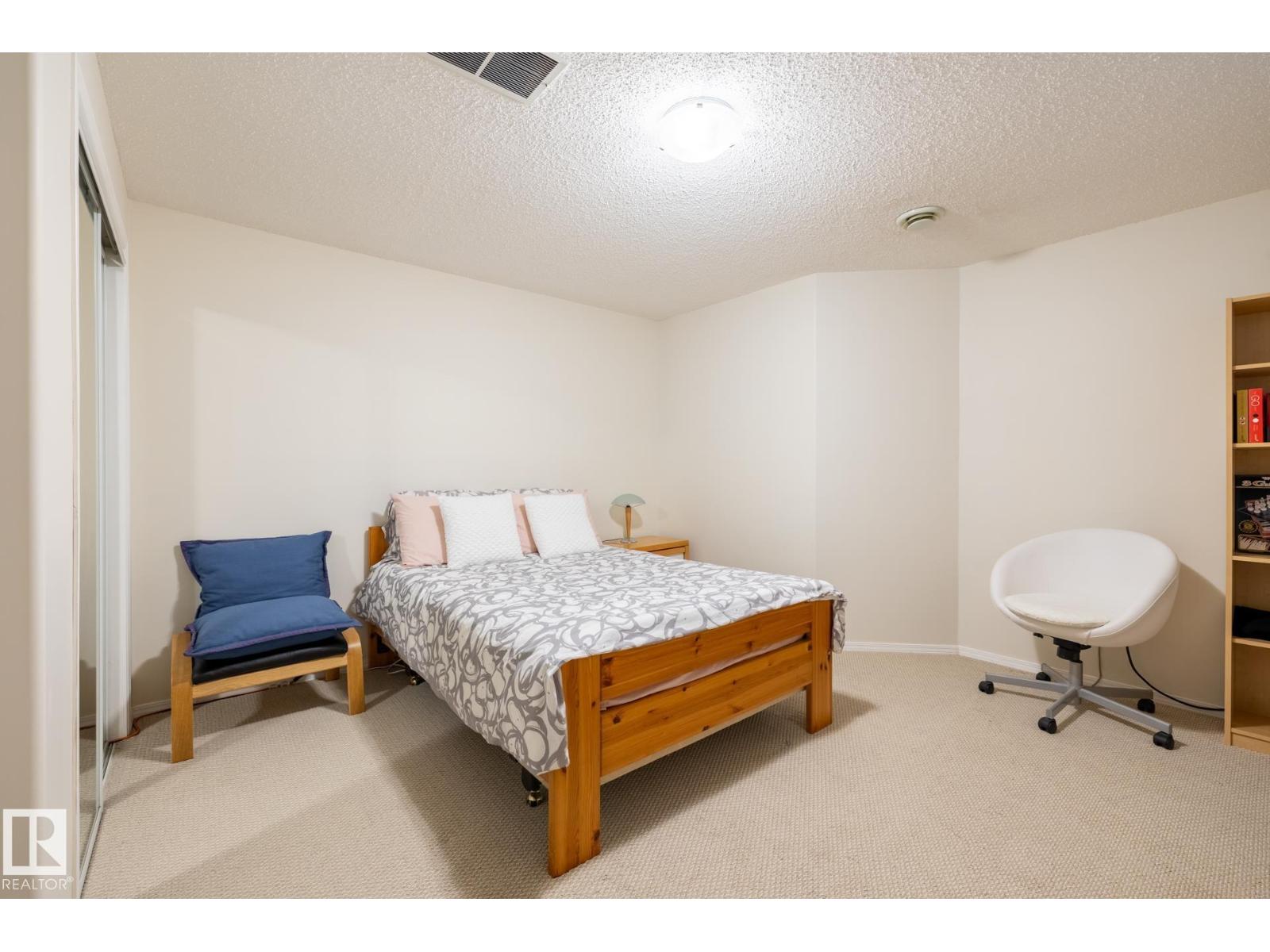 357 Blackburn Dr E Sw, Edmonton, Alberta  T6W 1B8 - Photo 44 - E4459987