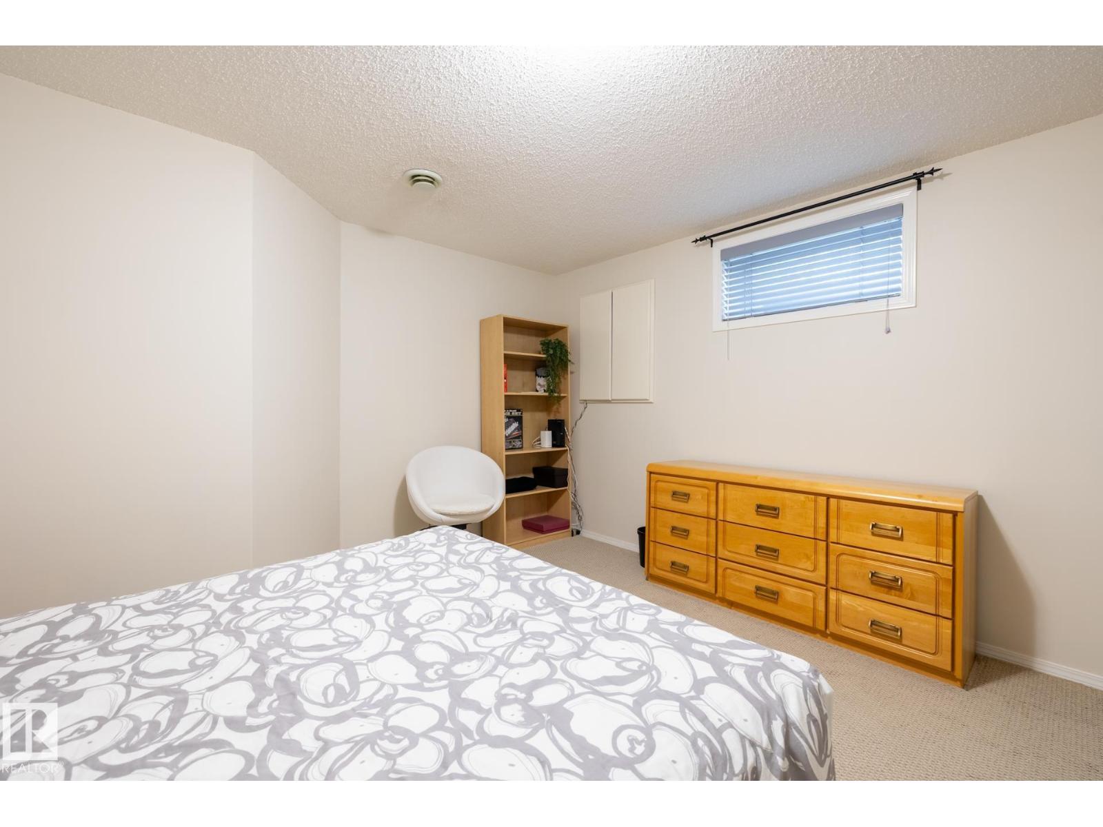 357 Blackburn Dr E Sw, Edmonton, Alberta  T6W 1B8 - Photo 45 - E4459987