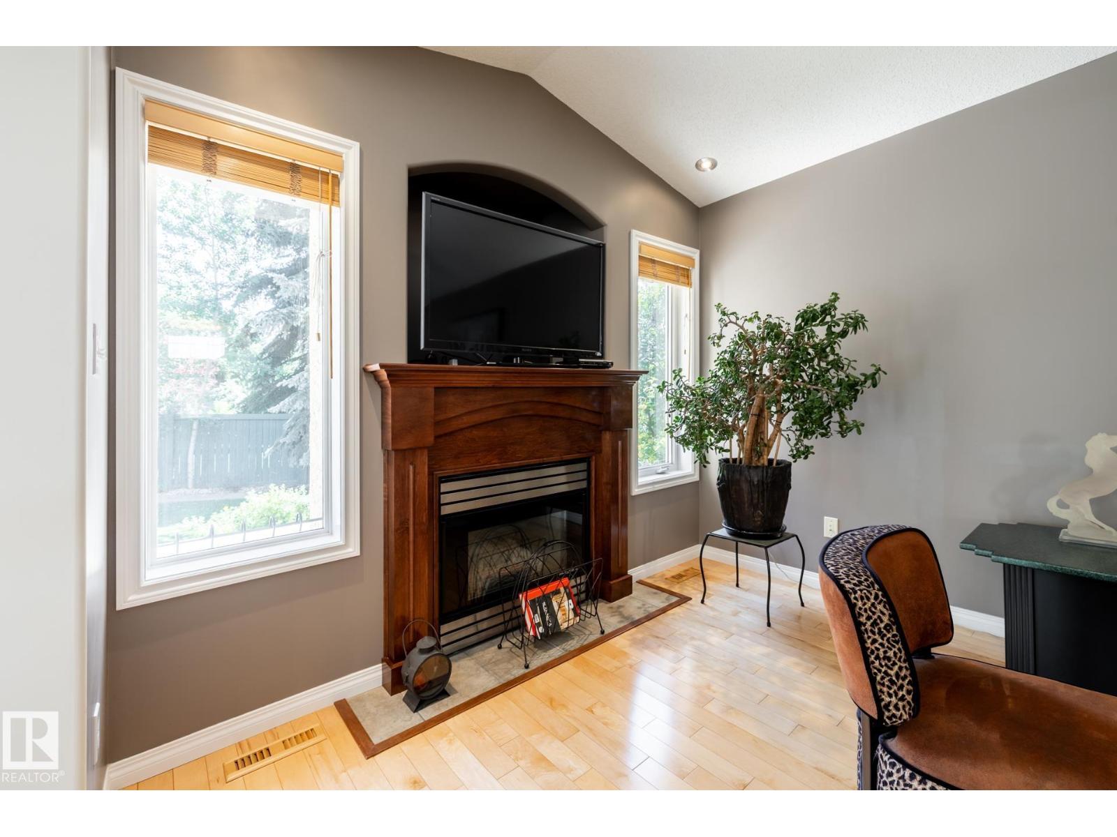 357 Blackburn Dr E Sw, Edmonton, Alberta  T6W 1B8 - Photo 19 - E4459987