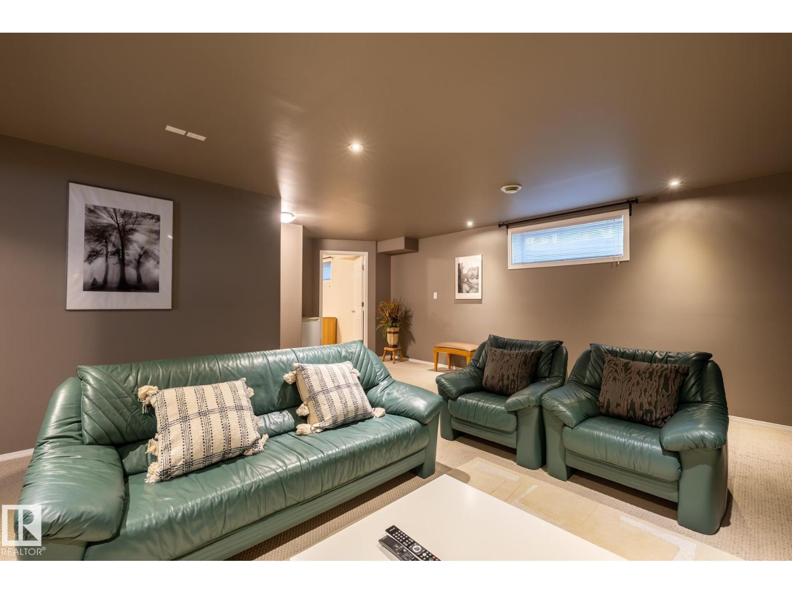 357 Blackburn Dr E Sw, Edmonton, Alberta  T6W 1B8 - Photo 42 - E4459987
