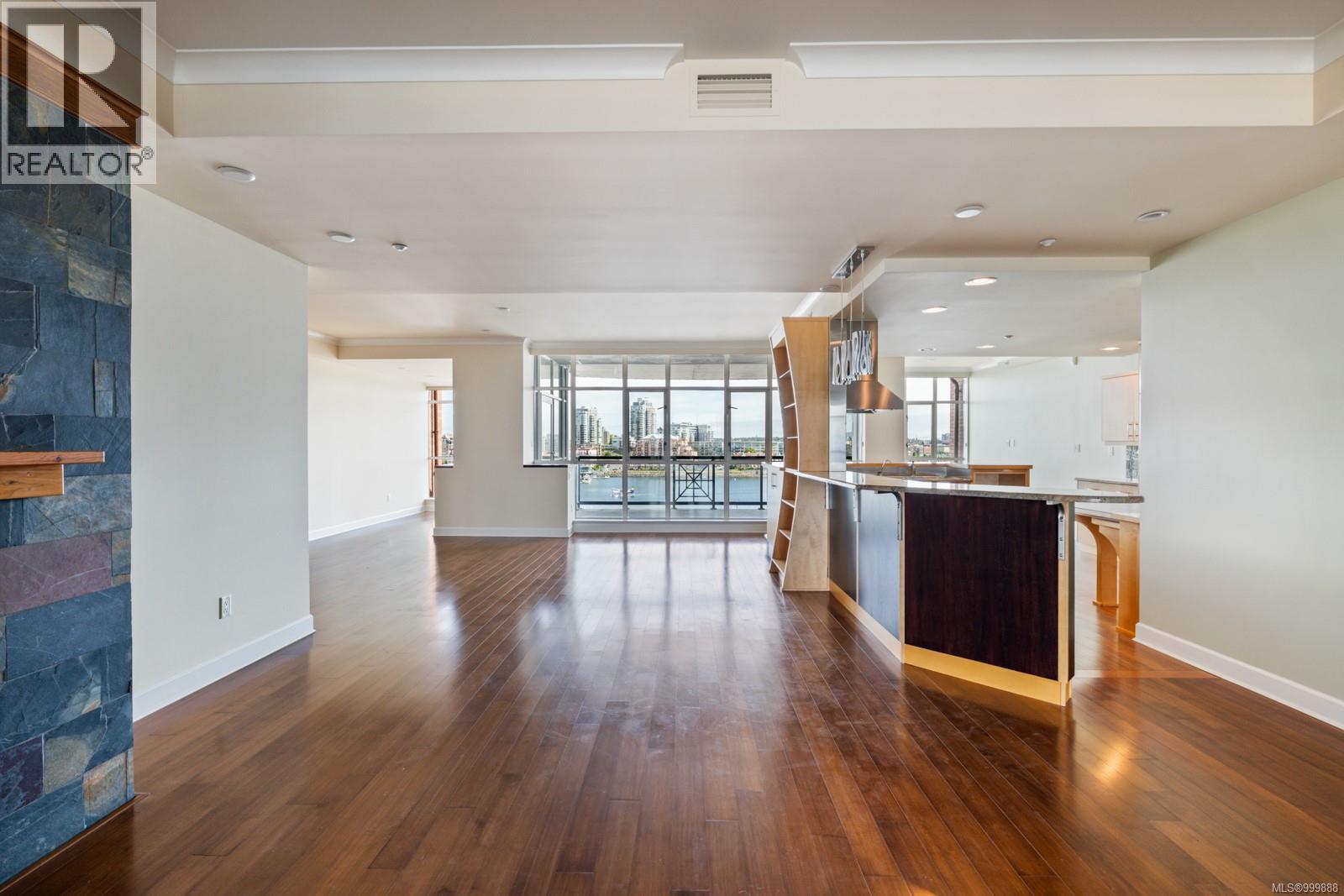 821 21 Dallas Rd, Victoria, British Columbia  V8V 4Z9 - Photo 17 - 999888