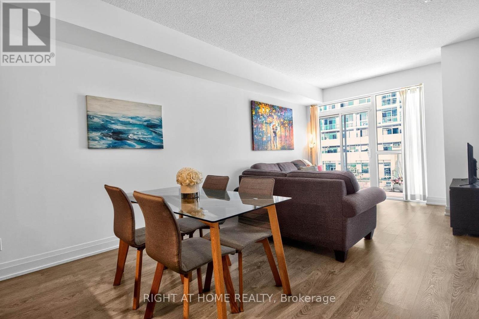 607 - 65 Speers Road, Oakville, Ontario  L6K 0J1 - Photo 6 - W12433526