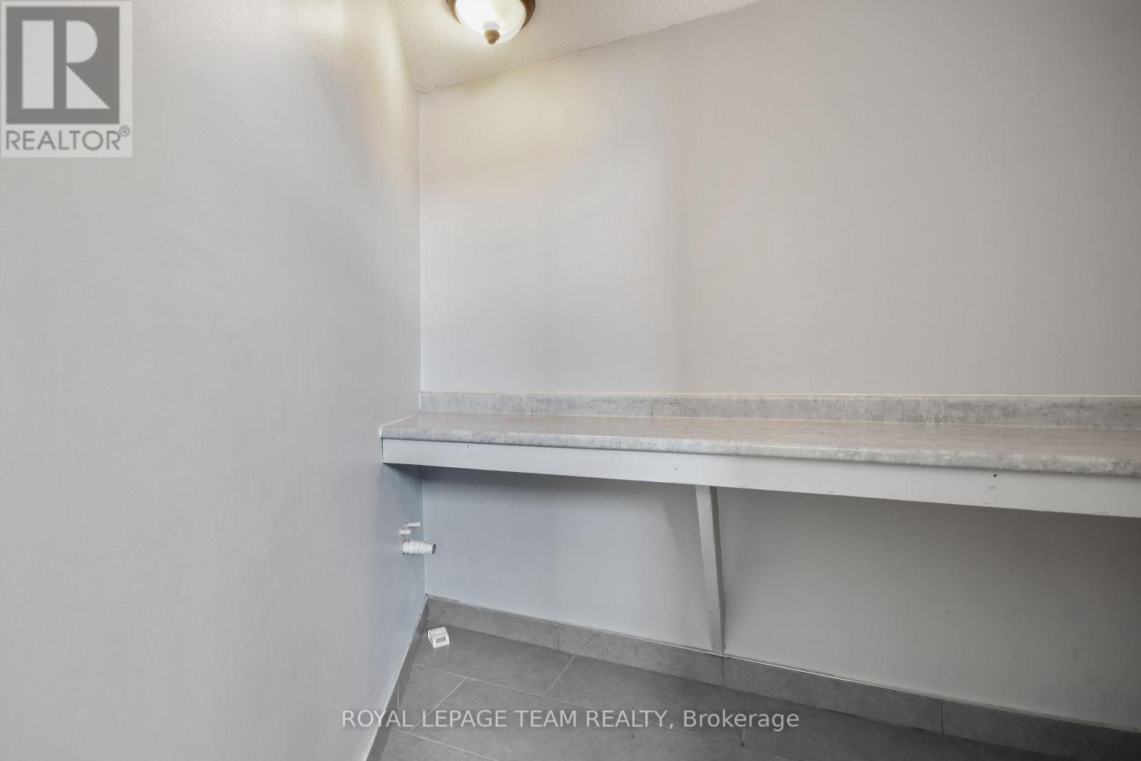 201b - 2041 Arrowsmith Drive, Ottawa, Ontario  K1J 7V7 - Photo 28 - X12433547