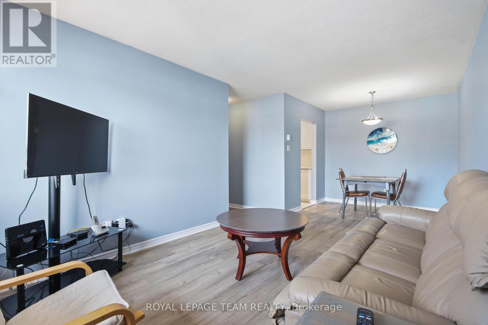 201b - 2041 Arrowsmith Drive, Ottawa, Ontario  K1J 7V7 - Photo 7 - X12433547