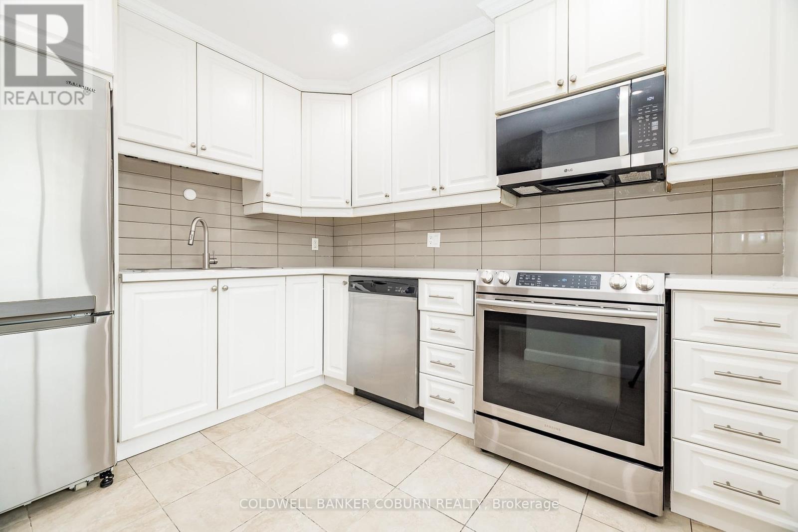 82 - 3659 Aladdin Lane, Ottawa, Ontario  K1T 1V5 - Photo 19 - X12433555