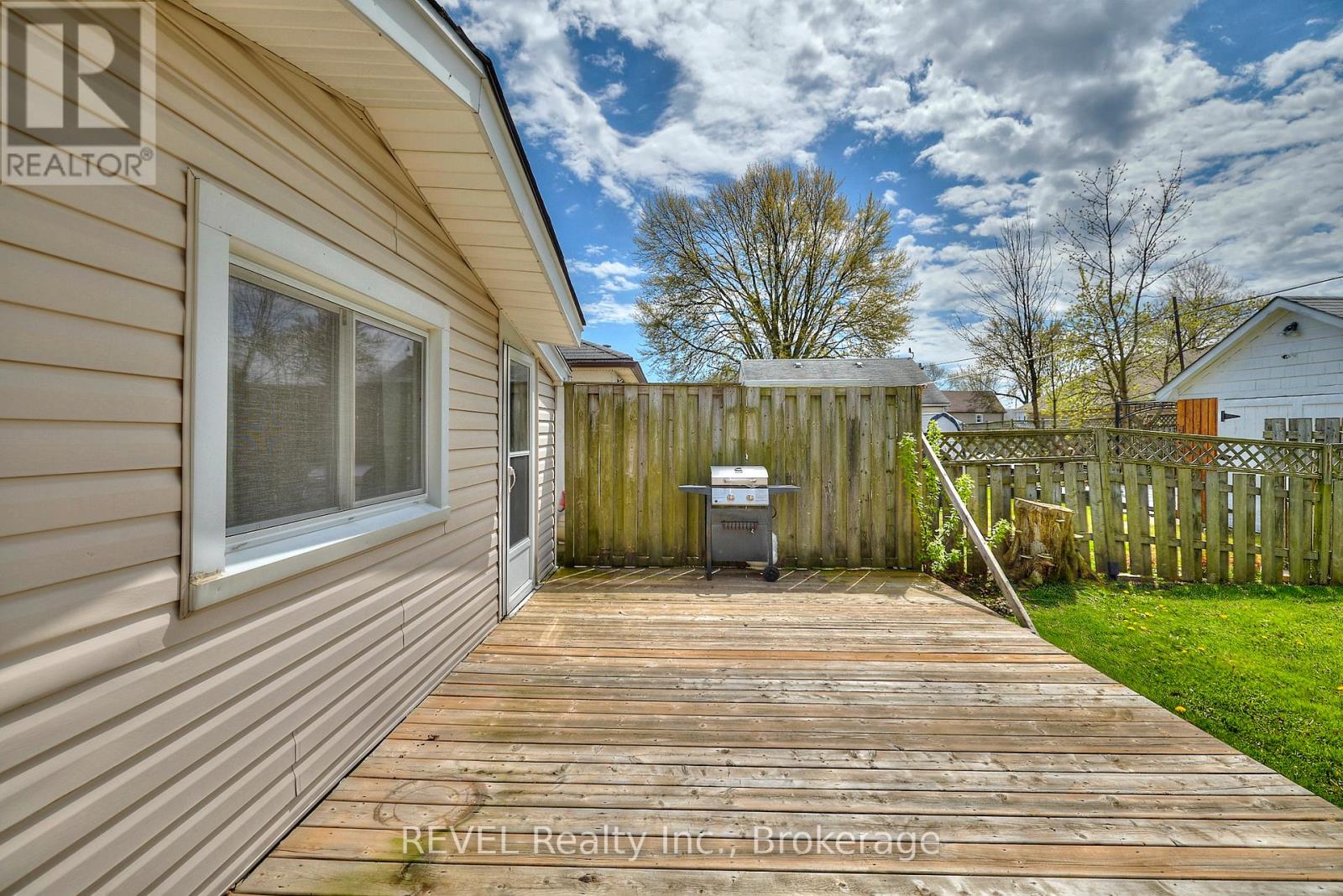 186 Wellington Street, Port Colborne, Ontario  L3K 2K2 - Photo 29 - X12433556