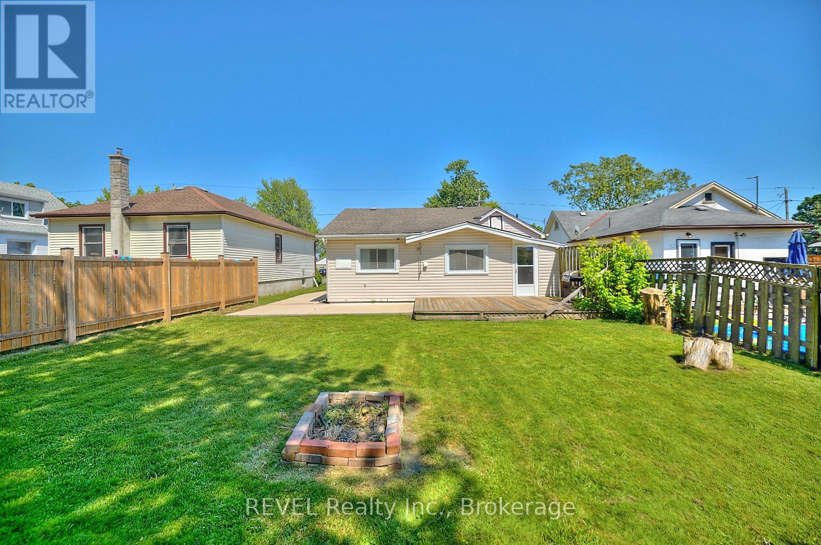 186 Wellington Street, Port Colborne, Ontario  L3K 2K2 - Photo 32 - X12433556
