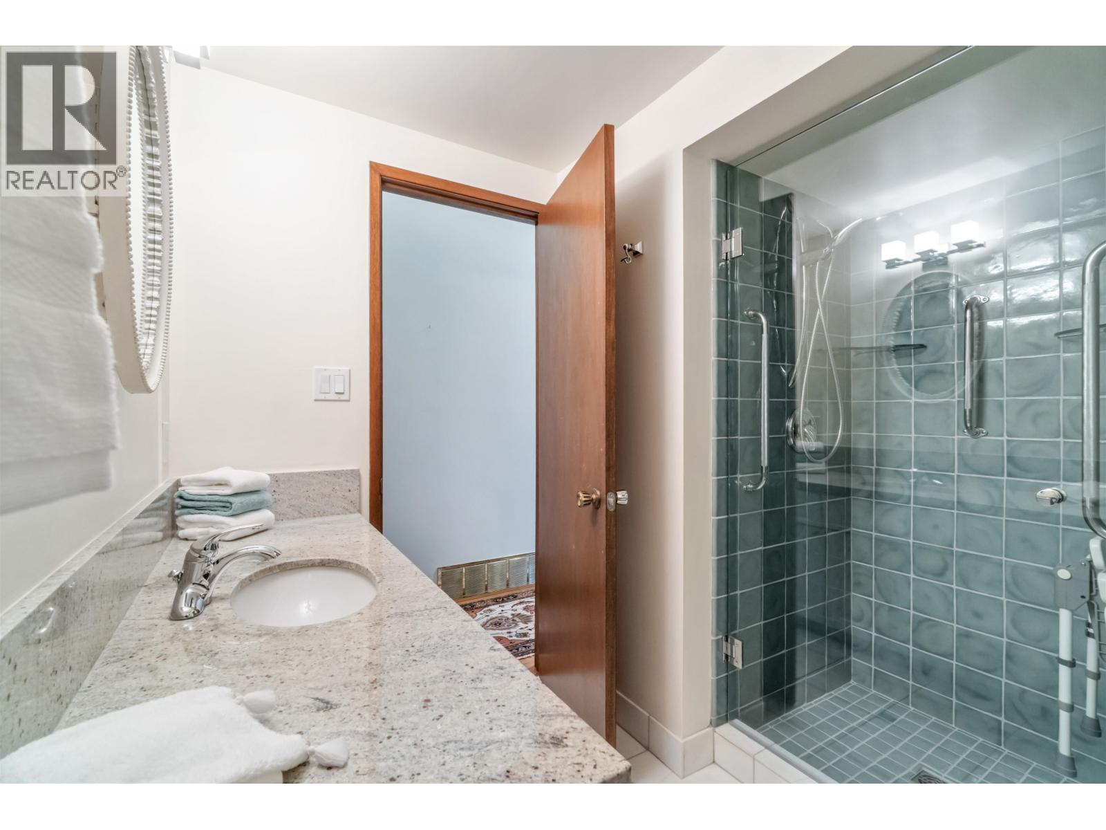 4262 Yuculta Crescent, Vancouver, British Columbia  V6N 3R5 - Photo 22 - R3053301