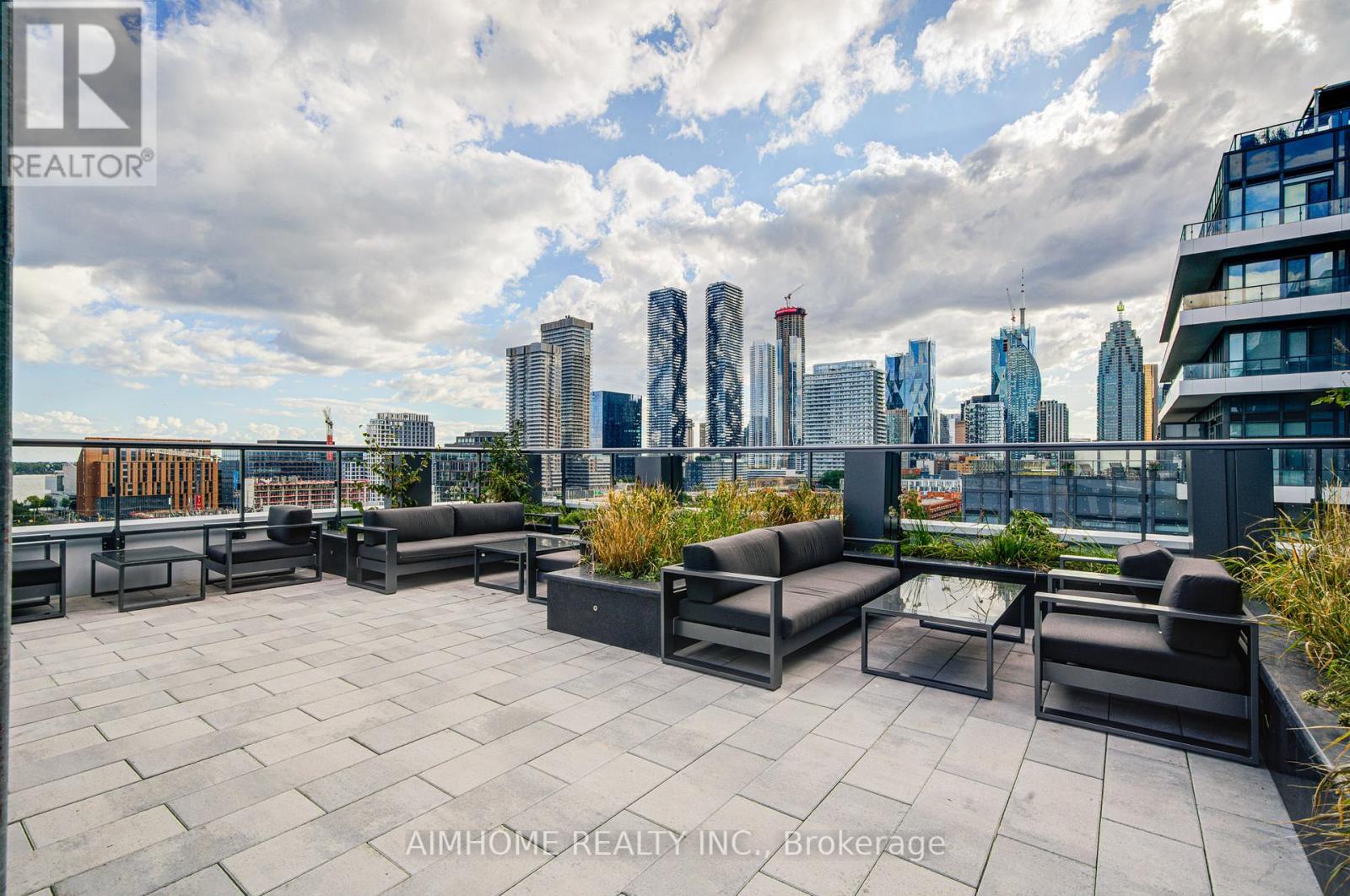 1723 - 70 Princess Street, Toronto, Ontario  M5A 0X6 - Photo 37 - C12433533