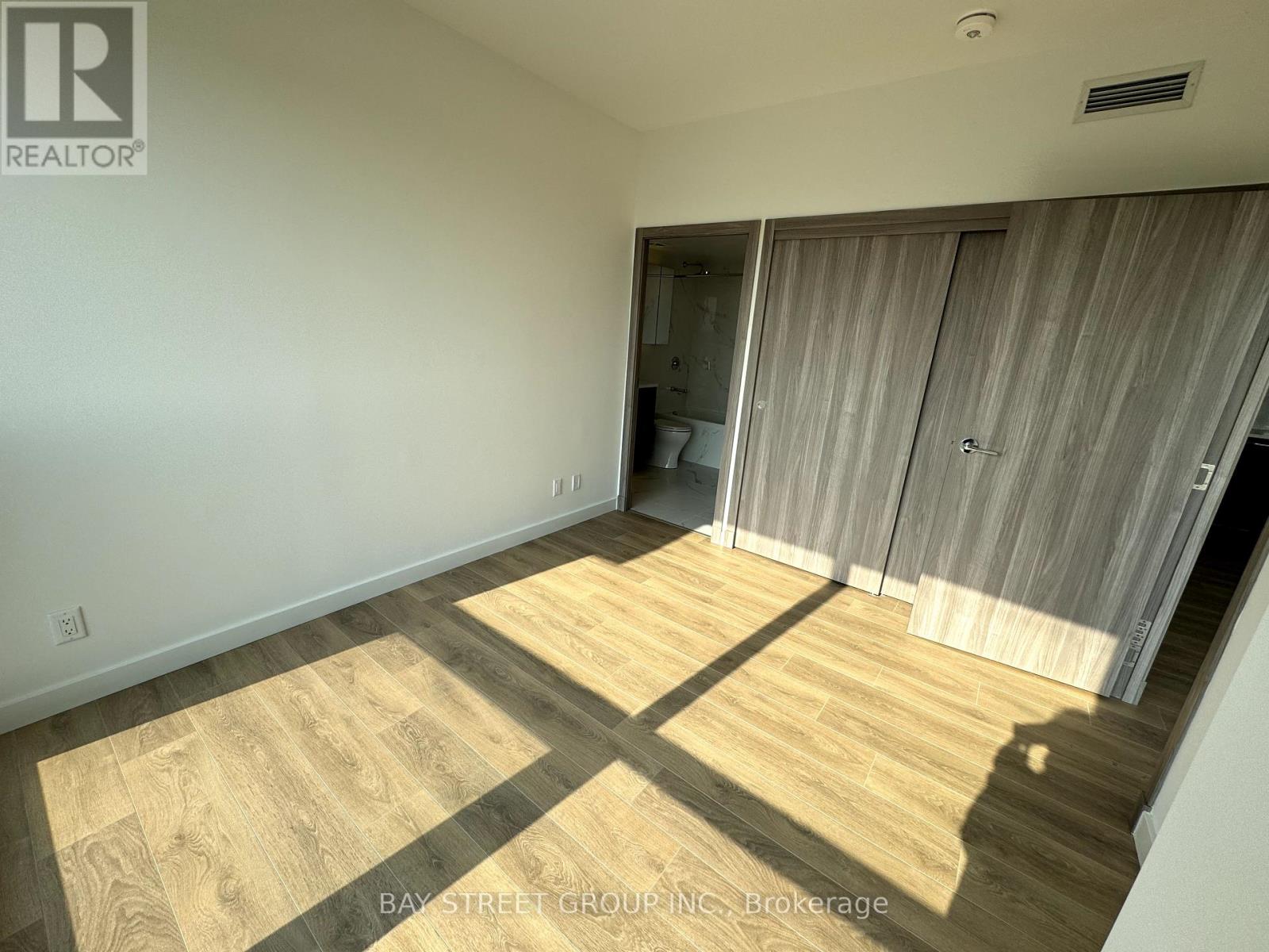 1506 - 25 Mcmahon Drive, Toronto, Ontario  M2K 0J1 - Photo 4 - C12433541