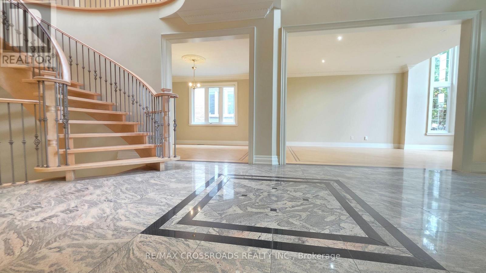 21 Bowan Court, Toronto, Ontario  M2K 3A8 - Photo 17 - C12433554