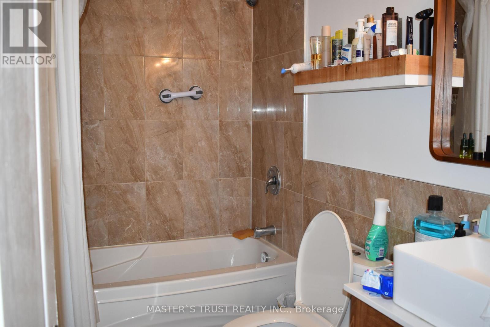 966 Dundas Street E, Toronto, Ontario  M4M 1R5 - Photo 11 - E12433535