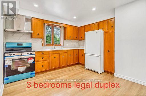 115 HARRIS COURT, Oshawa, Ontario