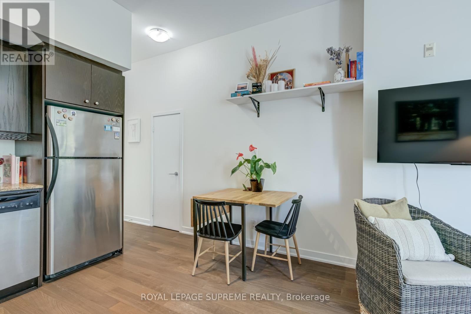1 - 34 Boston Avenue, Toronto, Ontario  M4M 2T9 - Photo 11 - E12433549