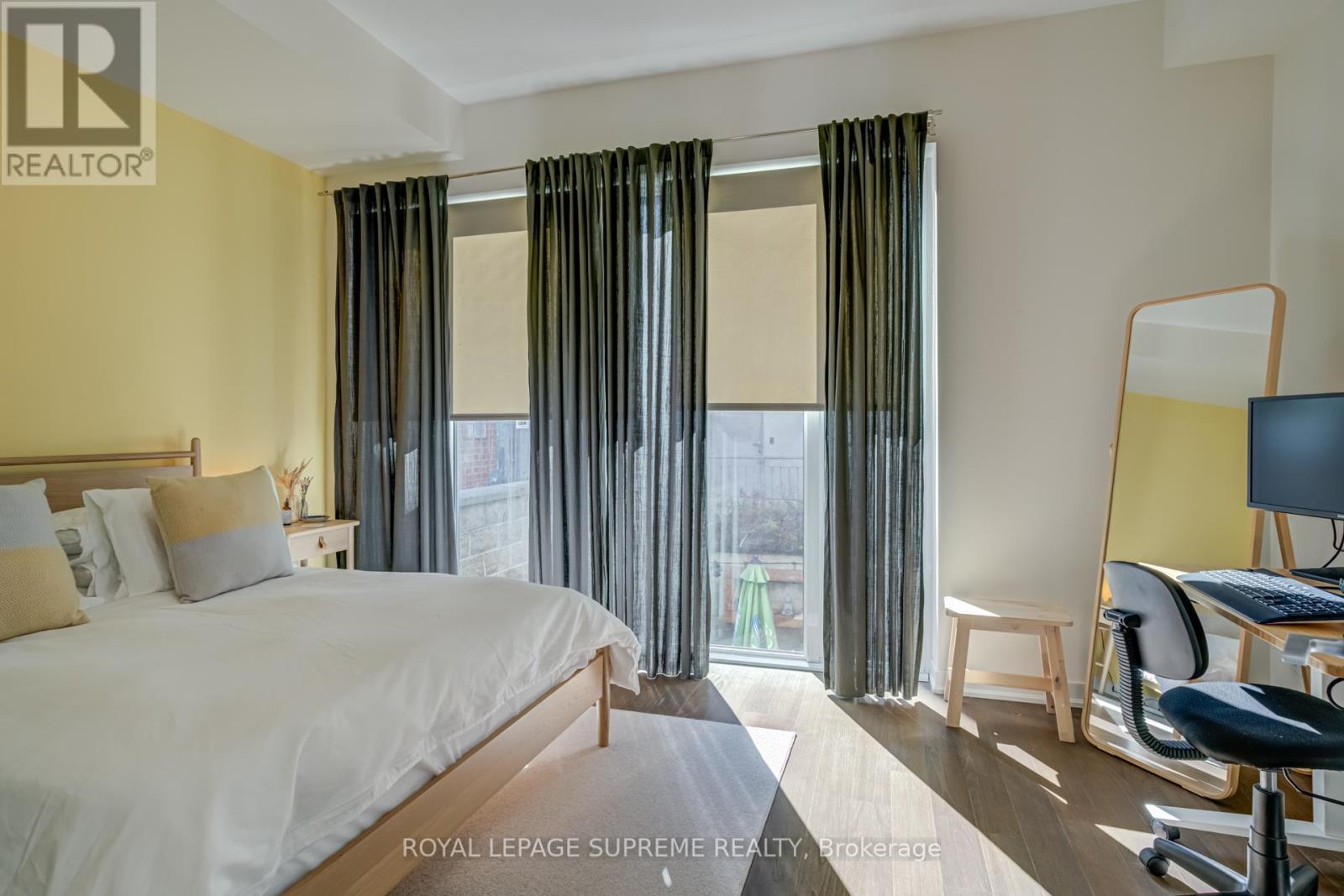 1 - 34 Boston Avenue, Toronto, Ontario  M4M 2T9 - Photo 13 - E12433549