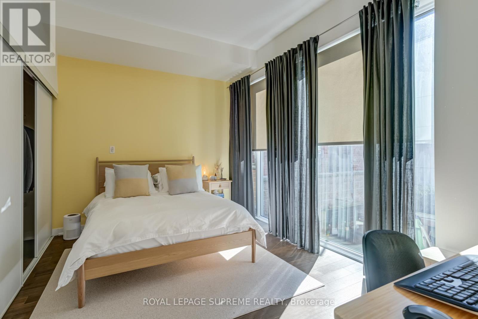 1 - 34 Boston Avenue, Toronto, Ontario  M4M 2T9 - Photo 14 - E12433549