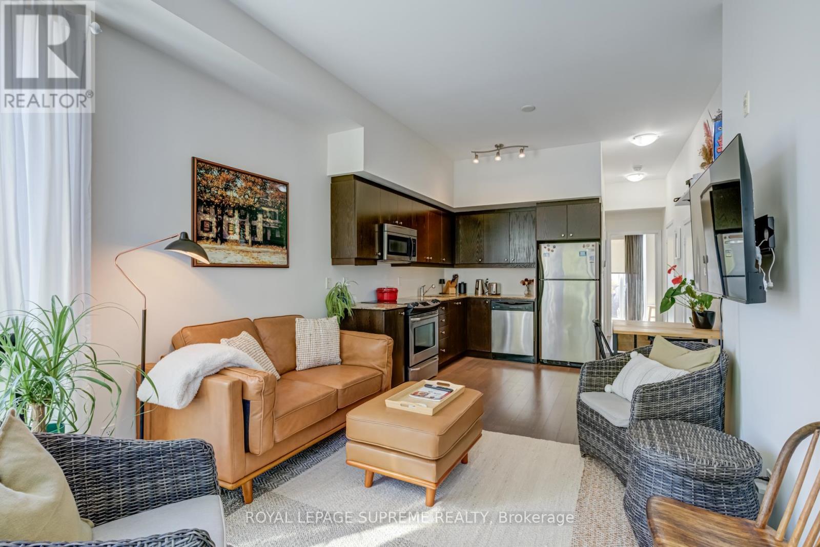 1 - 34 Boston Avenue, Toronto, Ontario  M4M 2T9 - Photo 2 - E12433549
