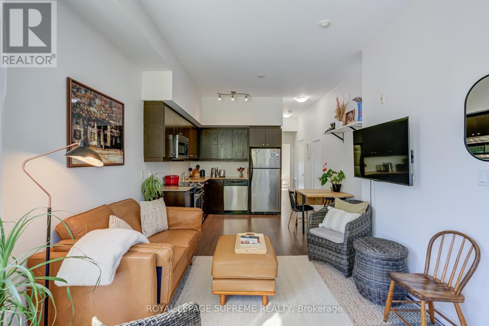 1 - 34 Boston Avenue, Toronto, Ontario  M4M 2T9 - Photo 3 - E12433549
