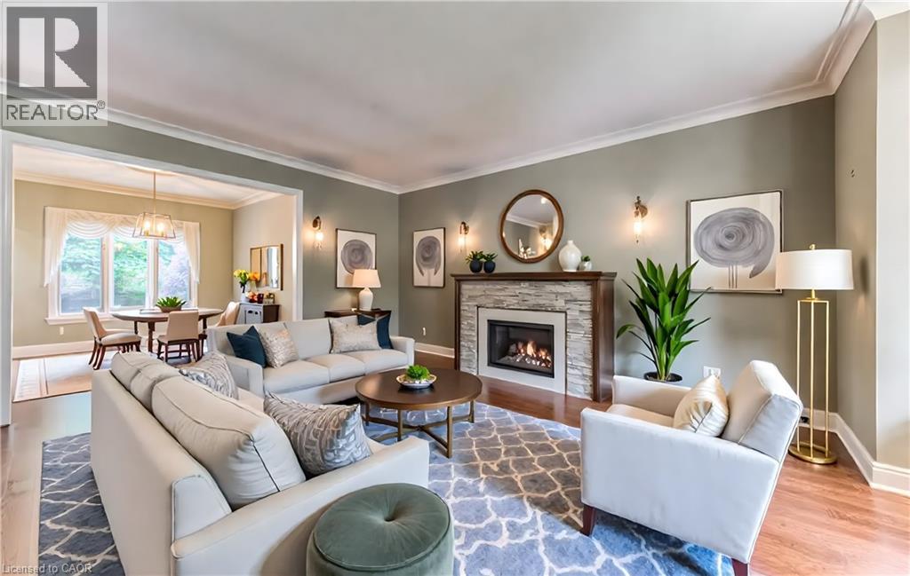 2 MORNINGVIEW Place, Kitchener, Ontario