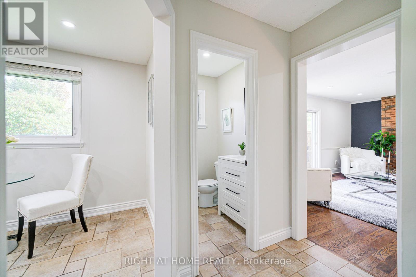 2674 Constable Road, Mississauga, Ontario  L5J 1W4 - Photo 11 - W12433543