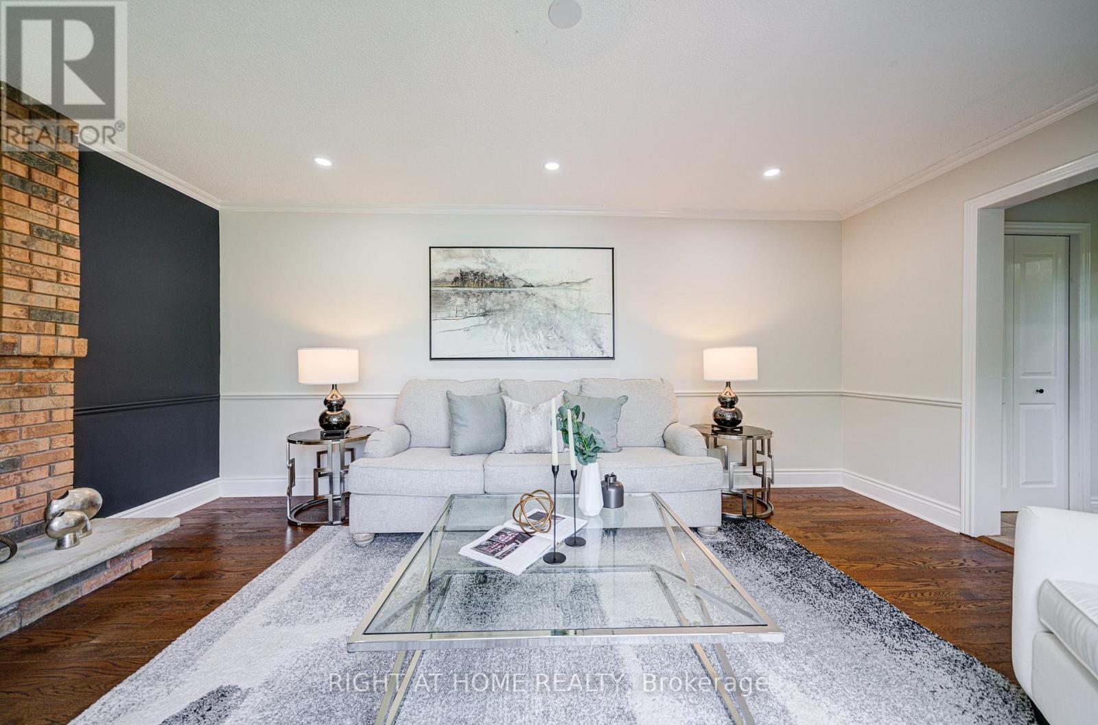 2674 Constable Road, Mississauga, Ontario  L5J 1W4 - Photo 19 - W12433543