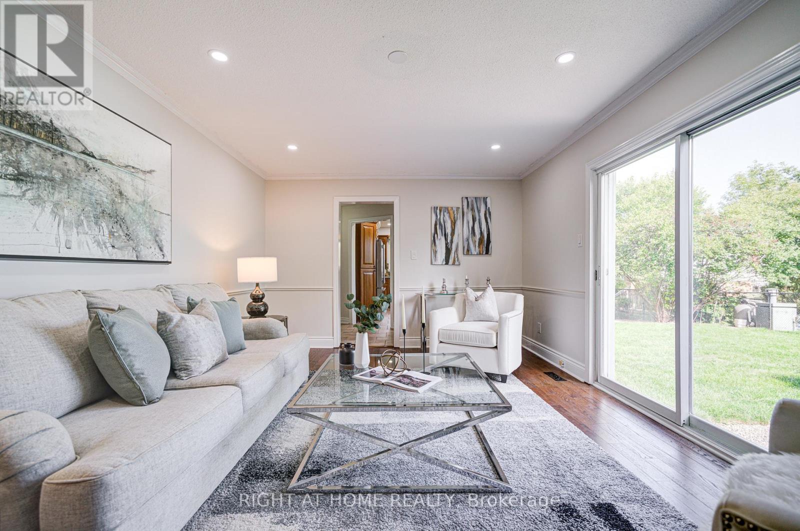 2674 Constable Road, Mississauga, Ontario  L5J 1W4 - Photo 22 - W12433543