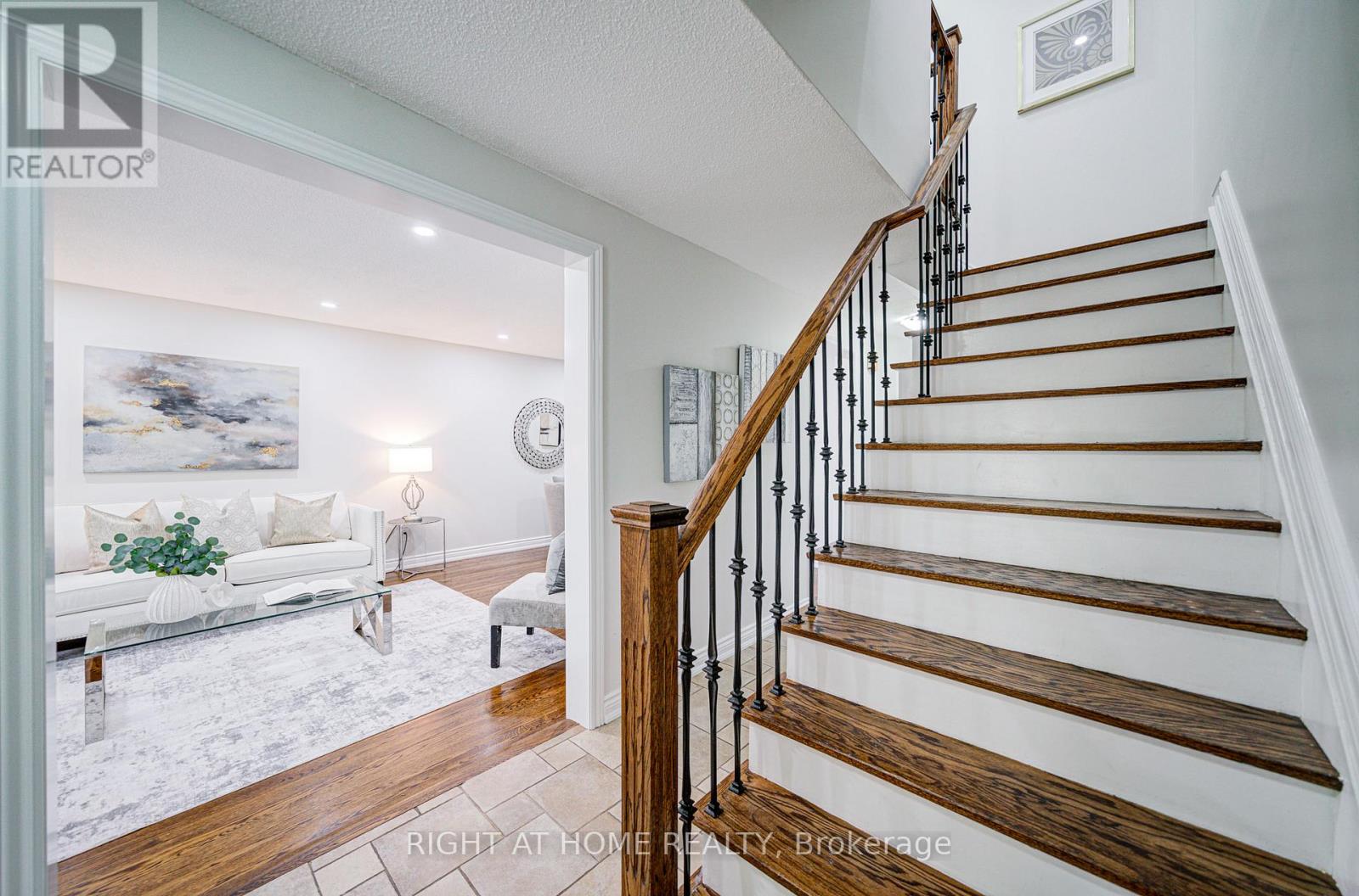 2674 Constable Road, Mississauga, Ontario  L5J 1W4 - Photo 23 - W12433543