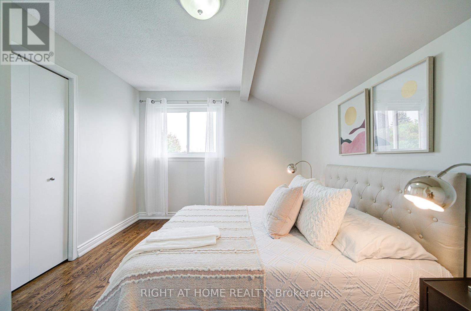 2674 Constable Road, Mississauga, Ontario  L5J 1W4 - Photo 32 - W12433543