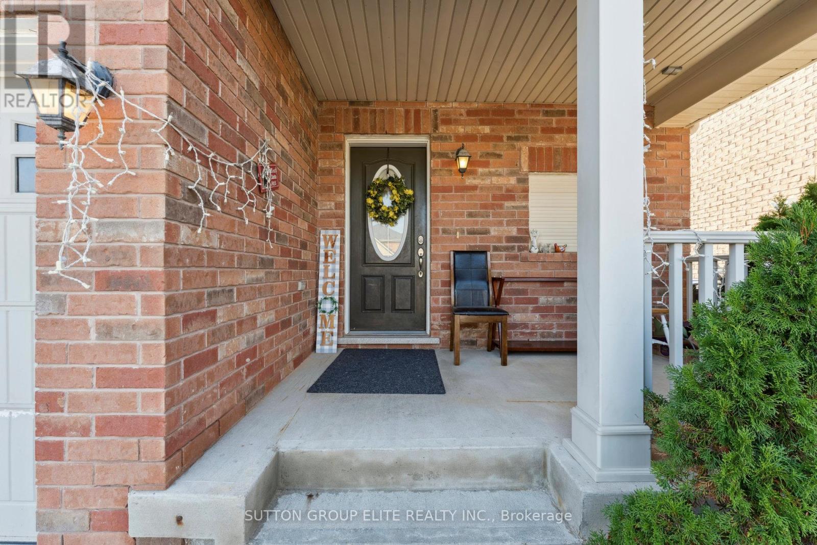 39 Caliper Road, Brampton, Ontario  L6P 3R2 - Photo 3 - W12433550