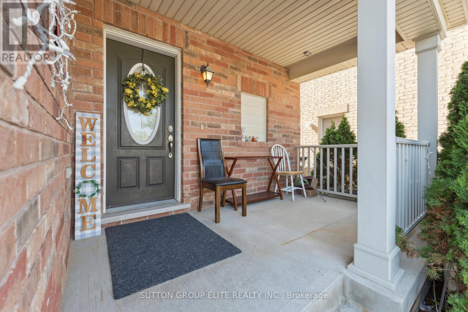 39 Caliper Road, Brampton, Ontario  L6P 3R2 - Photo 4 - W12433550