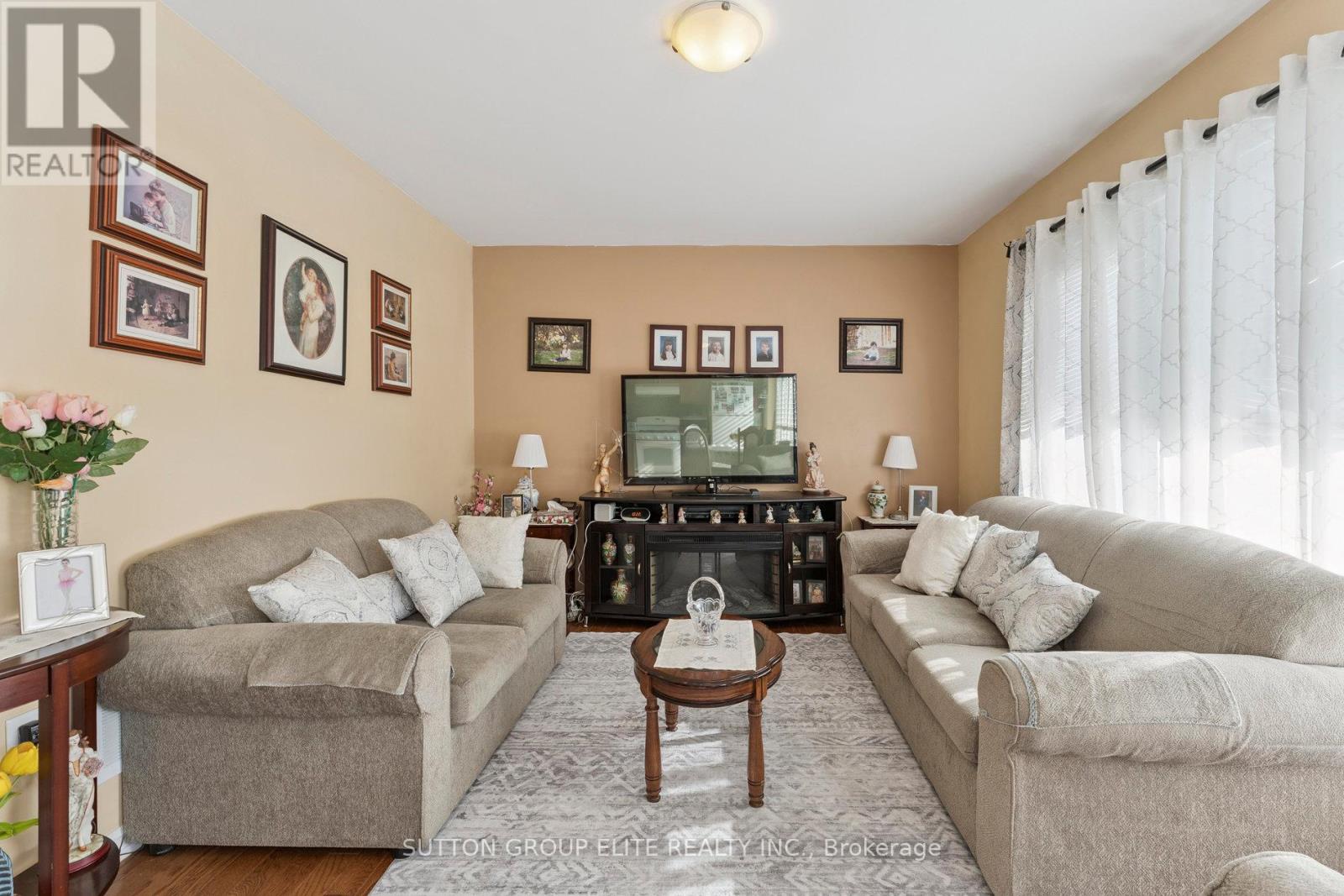 39 Caliper Road, Brampton, Ontario  L6P 3R2 - Photo 8 - W12433550