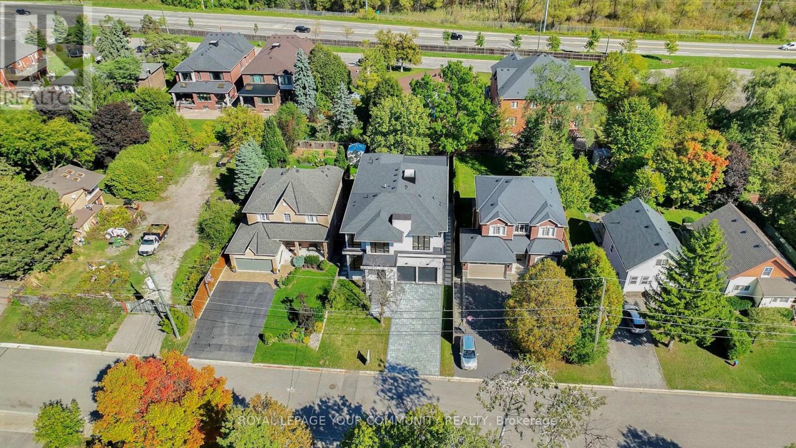 45 Drynoch Avenue, Richmond Hill, Ontario  L4E 3E7 - Photo 3 - N12432814