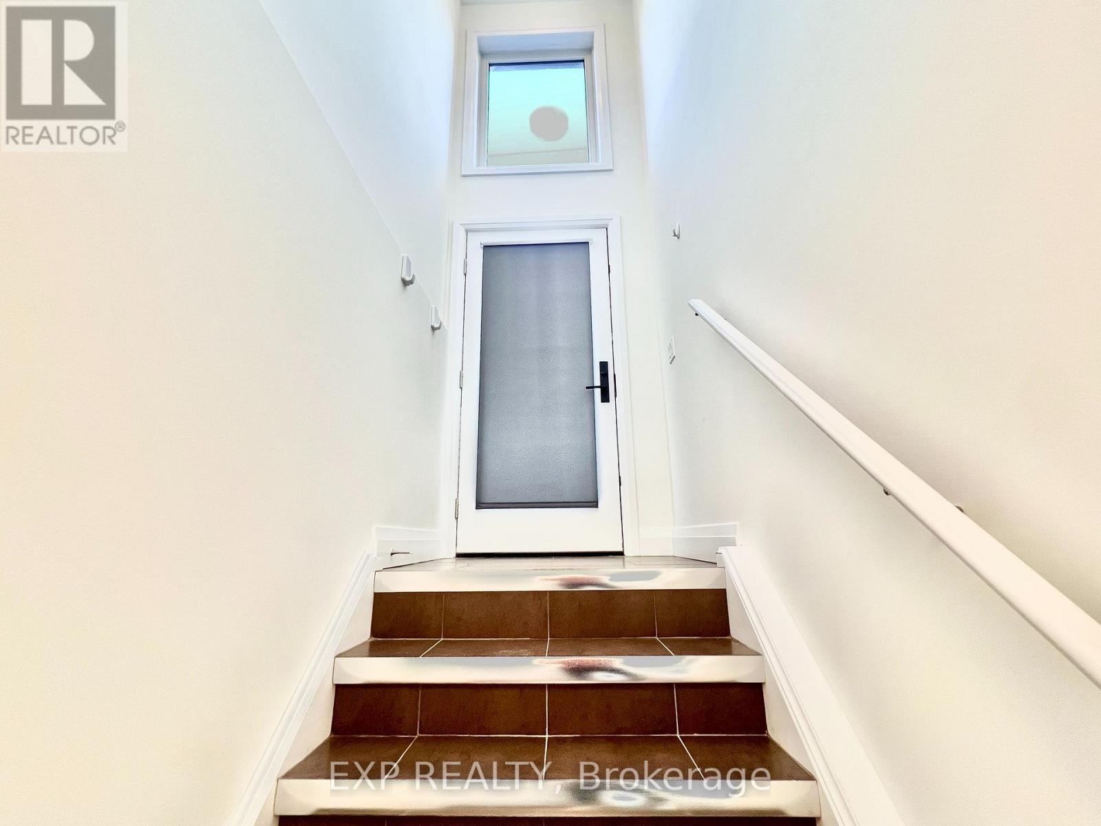 16 Duggan Lane N, Guelph, Ontario  N1L 0R2 - Photo 15 - X12433531