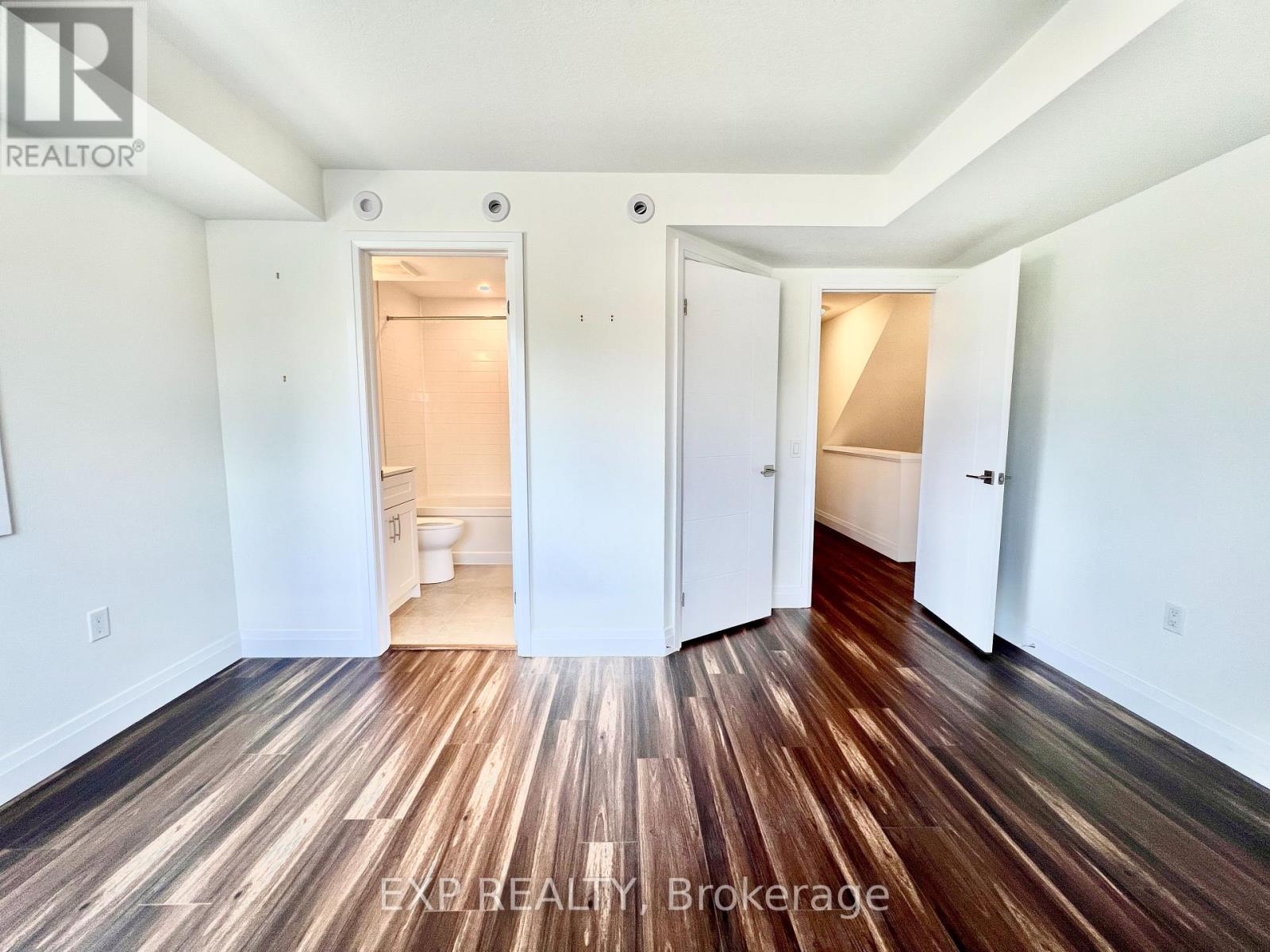 16 Duggan Lane N, Guelph, Ontario  N1L 0R2 - Photo 19 - X12433531