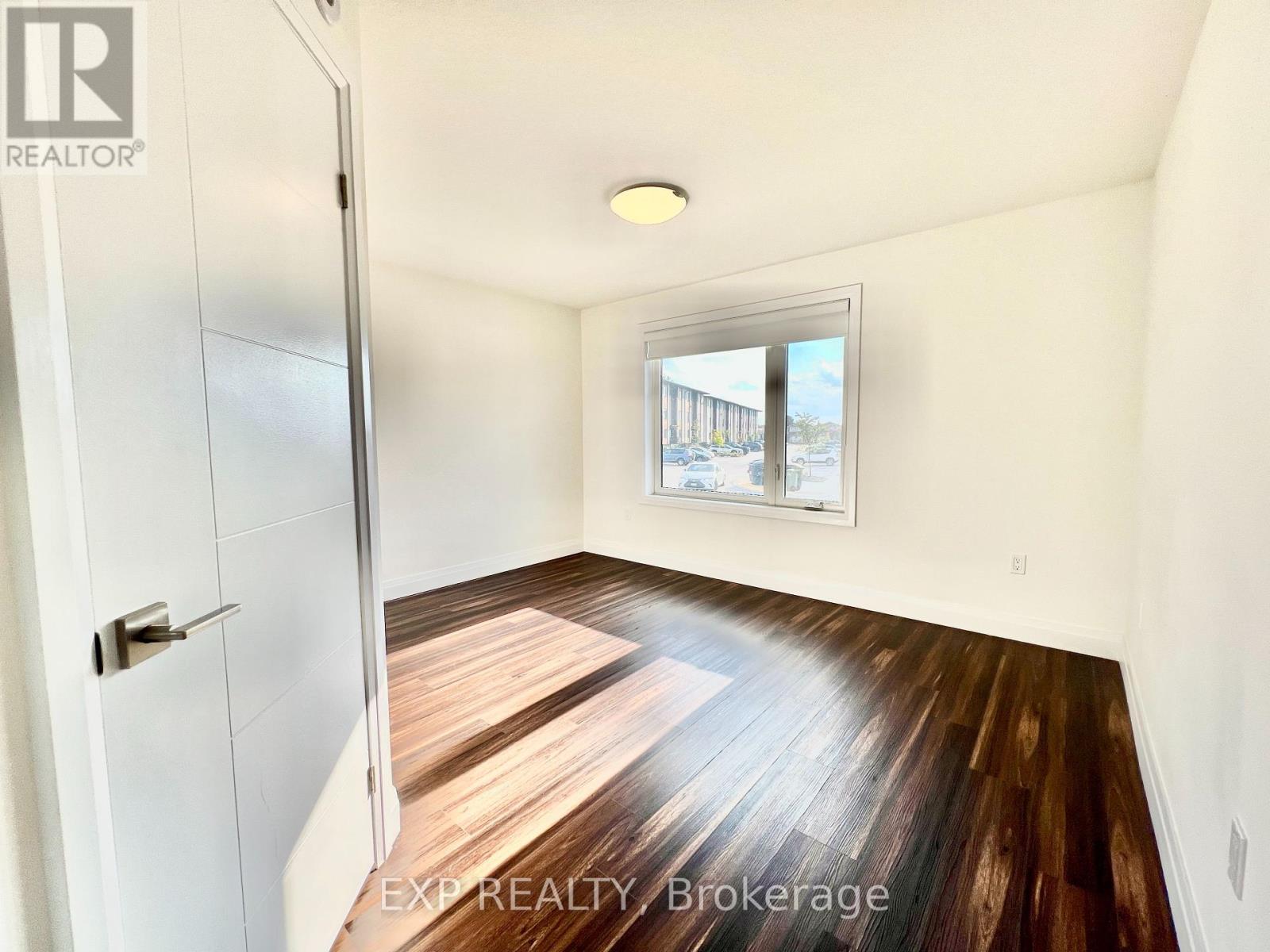 16 Duggan Lane N, Guelph, Ontario  N1L 0R2 - Photo 26 - X12433531