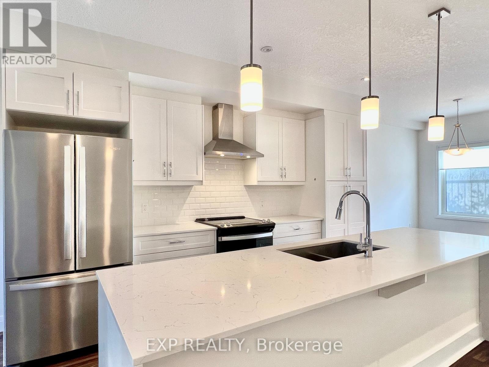 16 Duggan Lane N, Guelph, Ontario  N1L 0R2 - Photo 3 - X12433531