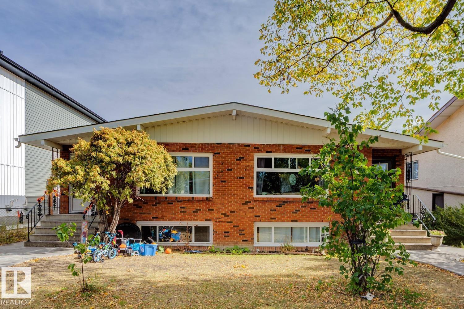 12007/12009 103 St Nw Nw, Edmonton, Alberta  T5G 2J7 - Photo 1 - E4459420