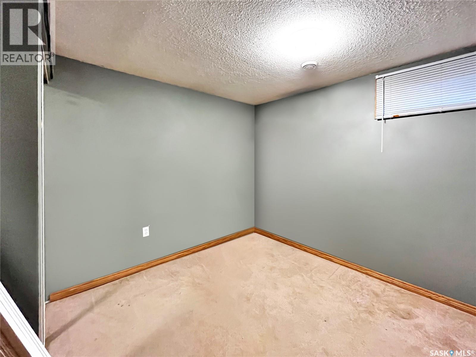 2450 15th Avenue E, Prince Albert, Saskatchewan  S6V 6J1 - Photo 17 - SK017475