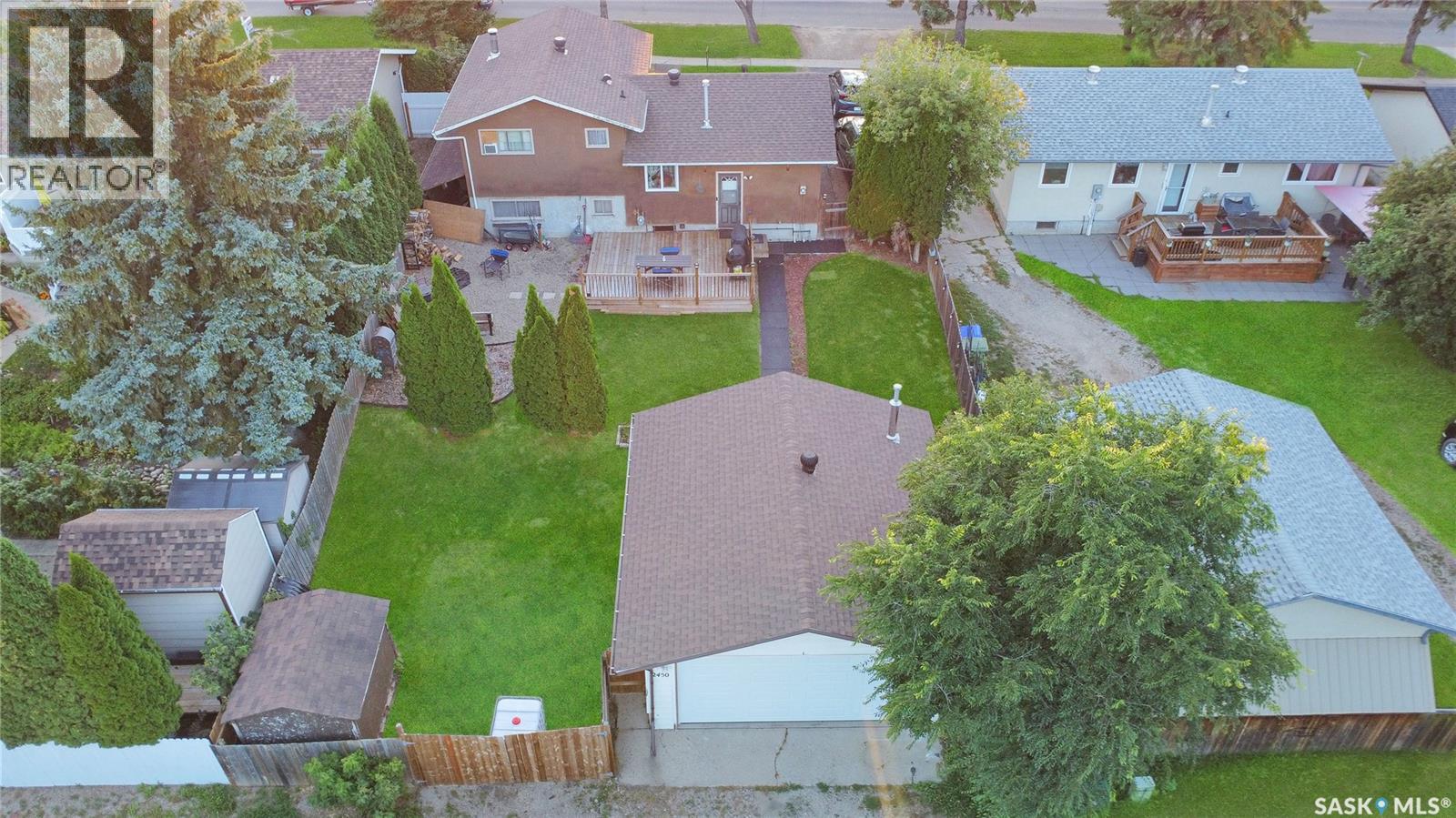 2450 15th Avenue E, Prince Albert, Saskatchewan  S6V 6J1 - Photo 2 - SK017475