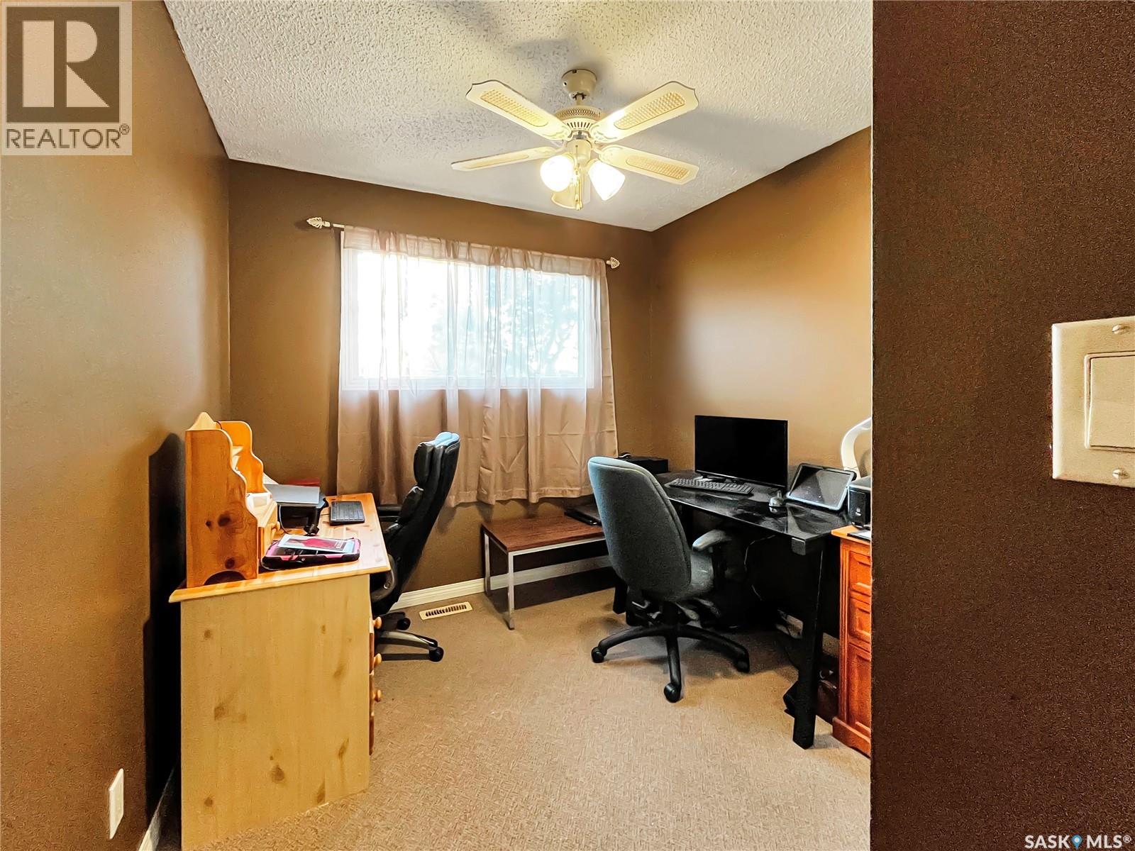 2450 15th Avenue E, Prince Albert, Saskatchewan  S6V 6J1 - Photo 21 - SK017475