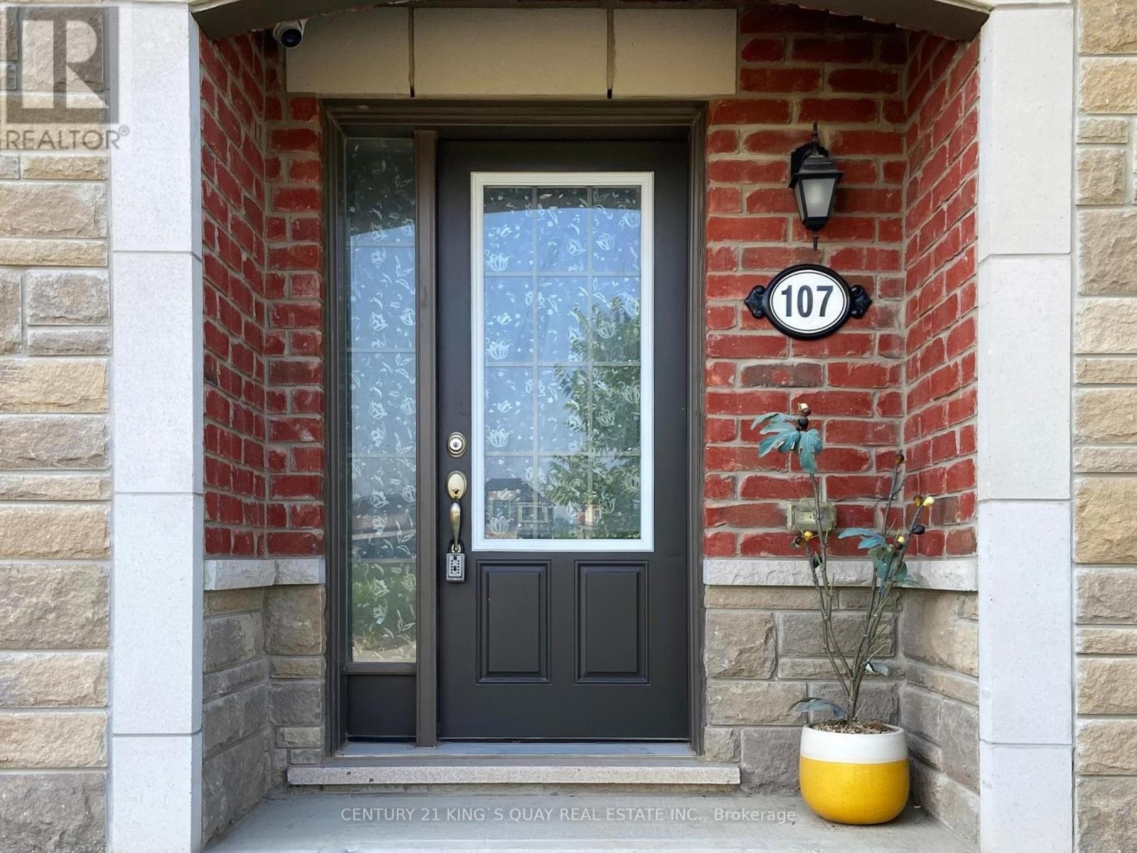 107 Mcalister Avenue, Richmond Hill, Ontario  L4S 0L2 - Photo 3 - N12433559