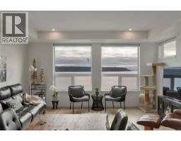 404 536 Island Hwy S Campbell River South, Campbell River, Ca