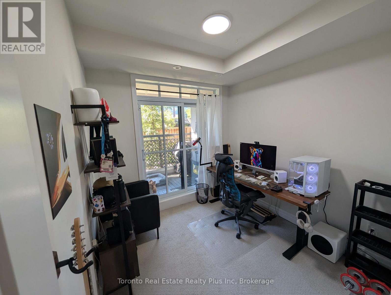 702 - 665 Cricklewood Drive, Mississauga, Ontario  L5G 0B9 - Photo 12 - W12433564